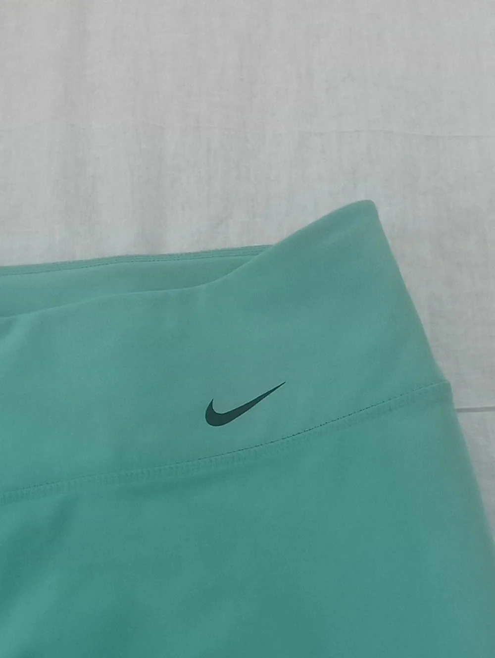 Nike Aqua Capri Leggings for Women- Light Blue Active Bottoms Size XL
